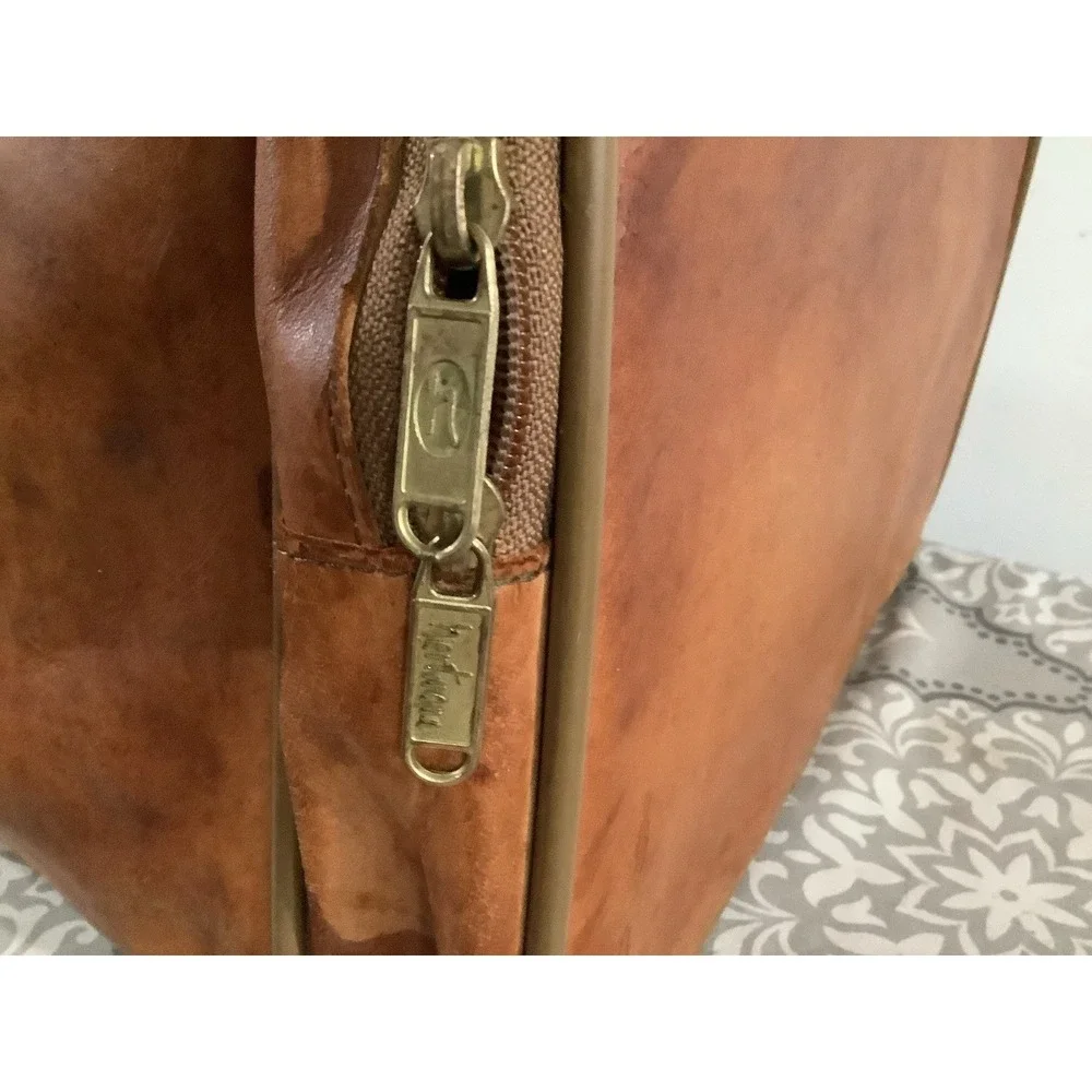 Vintage Hartmann Belting Leather Duffel Bag, weekender/gym, great patina